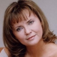 Karina Szafranska Nua