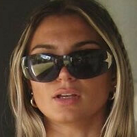 Kate Petkov Nua