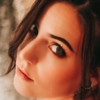 katherinesimmons Nua