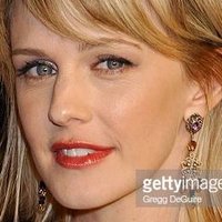 Kathryn Morris Nua