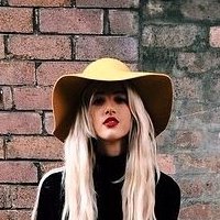 Katie Kuips Nua