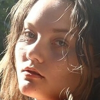 Katy Hedges Nua