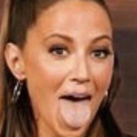 Kay Adams Nua