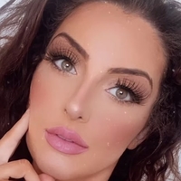 Kayleigh Rose Dematos Nua