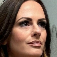 Kelli Brink Nua