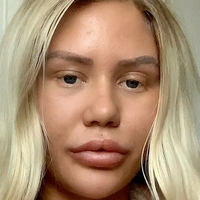 khloeniemela Nua