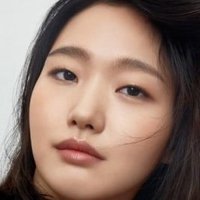 Kim Go-Eun Nua