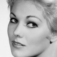 Kim Novak Nua