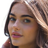 kinsleyalyse Nua
