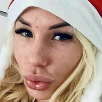 Kyra Hot Nua
