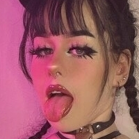 Laara Rose Nua