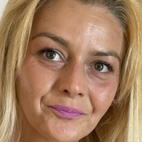 Lady Dina Nua