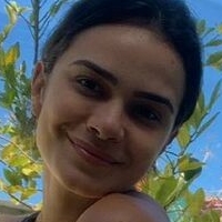 Lara Nobre Nua