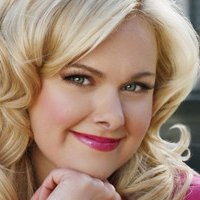Laura Bell Bundy Nua