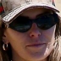 Laura Csortan Nua