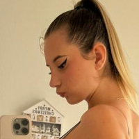Laura Sommaruga Nua