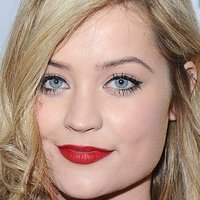 Laura Whitmore Nua