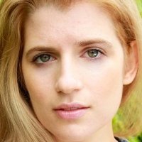 Lauren Schacher Nua