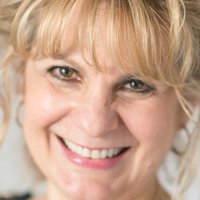 Laurie Walton Nua