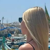 Lena Moczarska Nua