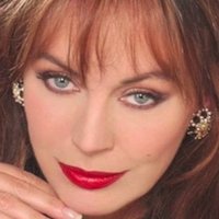Lesley-Anne Down Nua