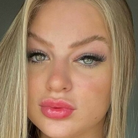 Leticia Sogiro Nua