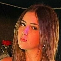 Lexy Kolker Nua