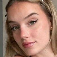 Lia Sikora Nua