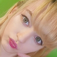 Lilith Lovett Nua