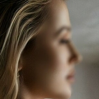 Lily Lawson Nua