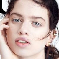 Lily McMenamy Nua