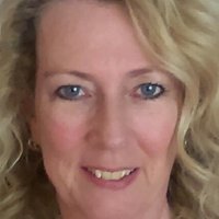Linda McQuade Nua