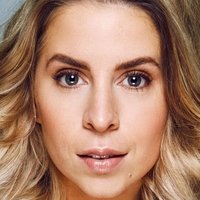 Lindsay Lamb Nua