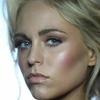 Lindsey Sporrer Nua