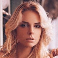 Liza Svistunova Nua