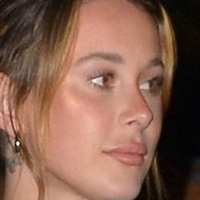 Logan Valerie Nua