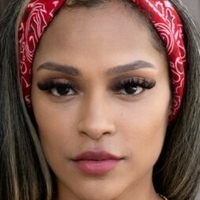 Londyn Chanel Nua