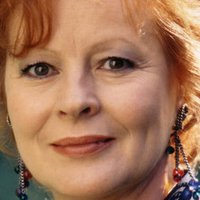 Loni von Friedl Nua