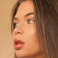 Louise.wmn Nua