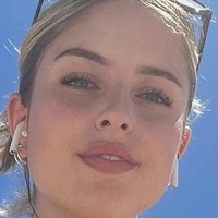 Lucia Ferrara Nua