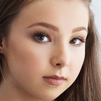 Lucia Nua