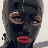 luciaandleighlatex Nua
