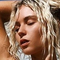 Lucie Rose Donlan Nua