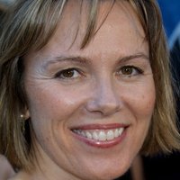 Lucinda Jenney Nua