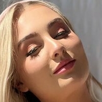 lucyadlernz Nua