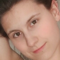 lucyschiller Nua