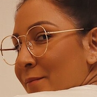 Luna Gonzales Nua