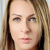 Lydia Luxy Nua