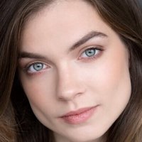 MacKenzie Boyd-Garrison Nua