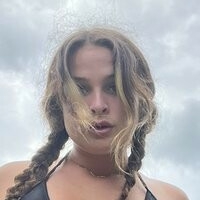 Maddie Moon Nua